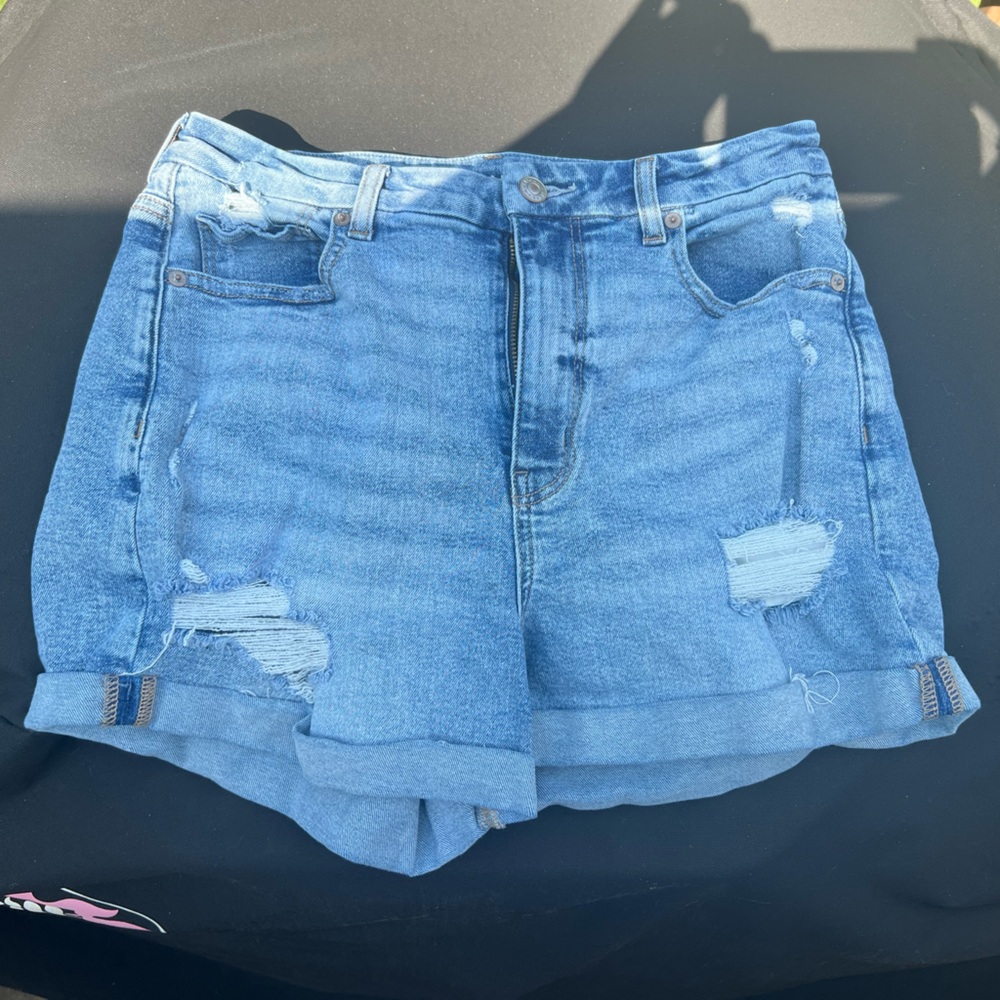 American Eagle curvy mom shorts